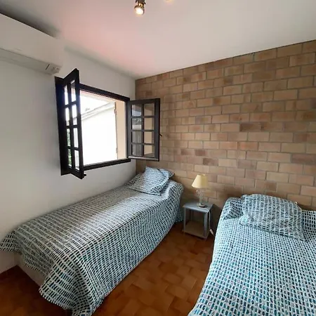 Apartman Aleatico, Appartement T3 Climatise 50 M De La Plage Pietrosella
