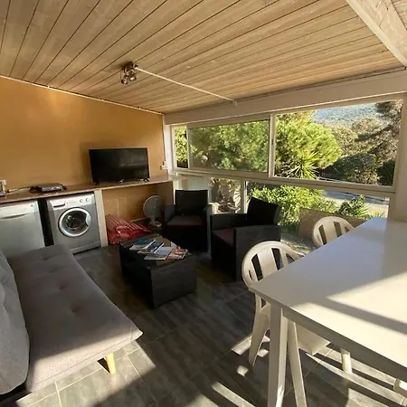 Aleatico, Appartement T3 Climatise 50 M De La Plage Apartman